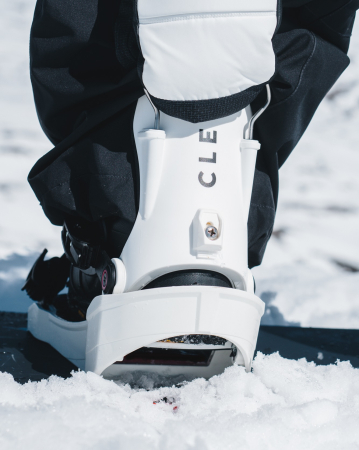 Legaturi de snowboard de tipul step-in CLEW [11]