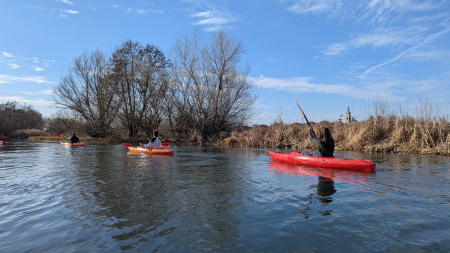 Vestitorii primăverii! Cu caiacul pe Bega sălbatică [1]